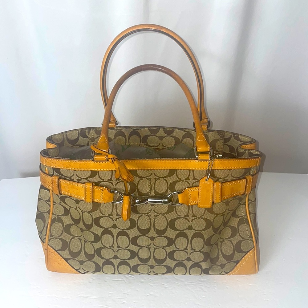 Coach Hampton Shoulder Bag